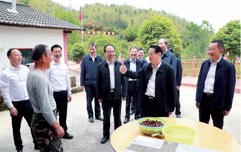 易炼红：牢记嘱托作示范 感恩奋进勇争先